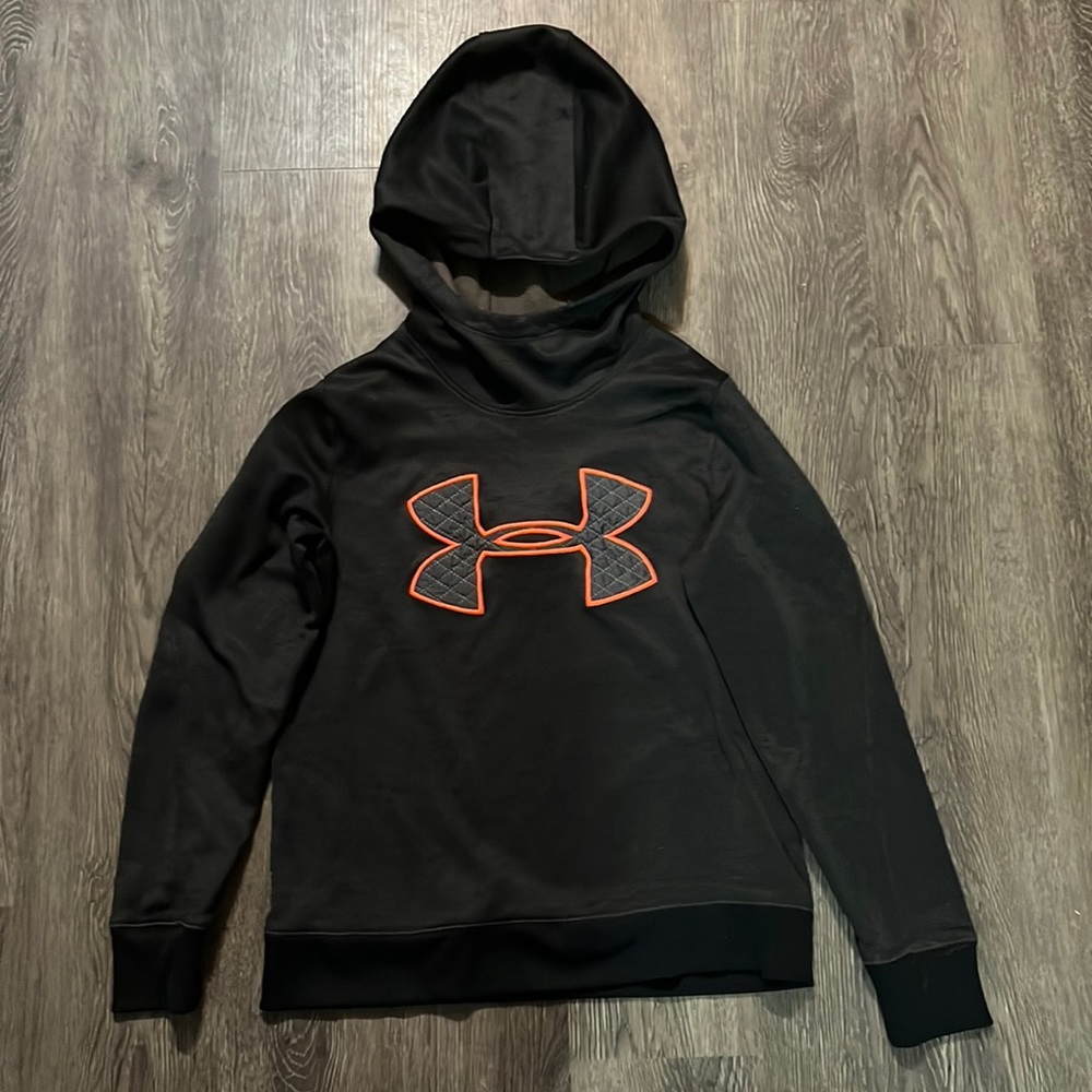 Kids Under Armour cold gear, loose fitting sweatshirt, Size XS